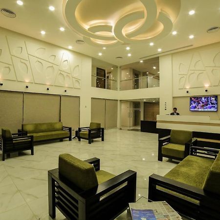 The Basil Park Otel Bhavnagar Dış mekan fotoğraf