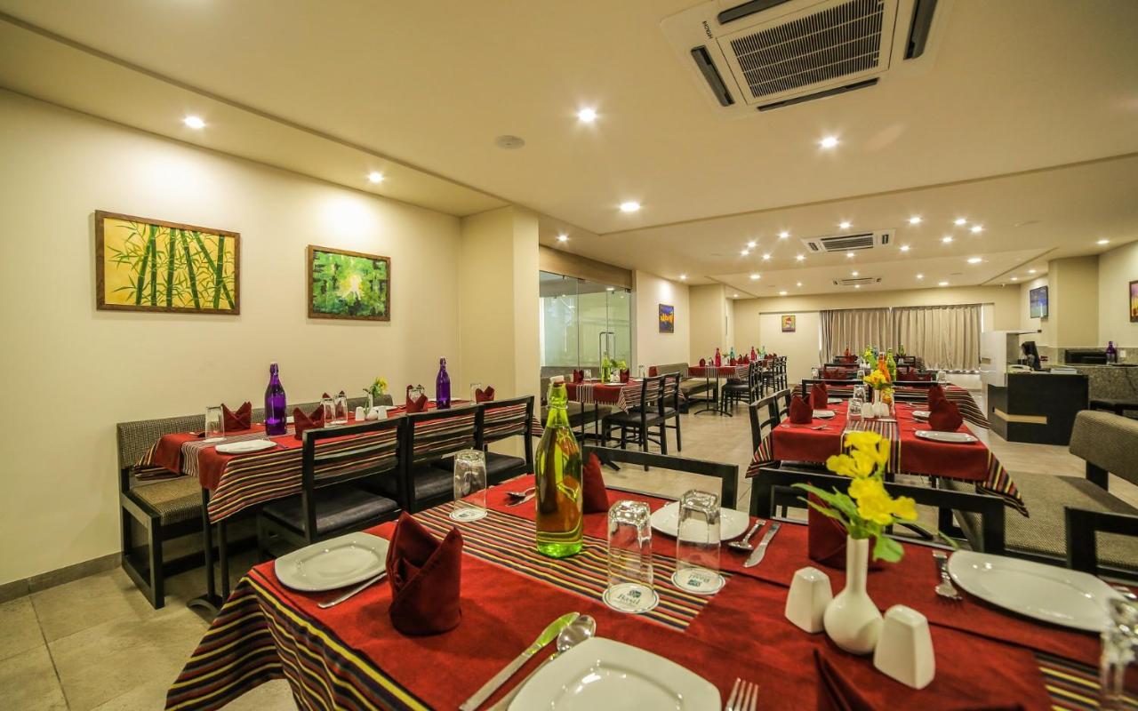 The Basil Park Otel Bhavnagar Dış mekan fotoğraf