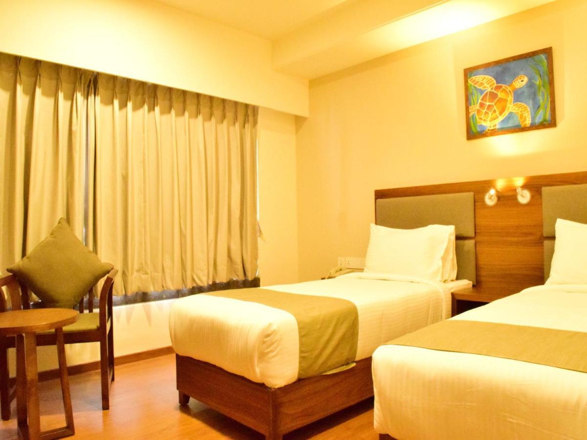 The Basil Park Otel Bhavnagar Dış mekan fotoğraf